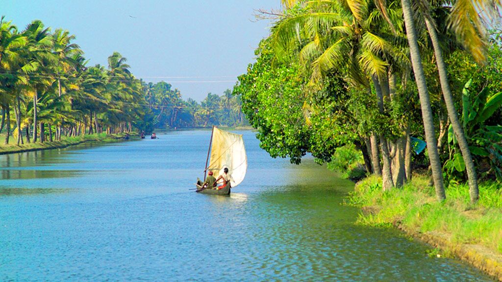 Honeymoon - Munnar|Kumarakom & Kovalam